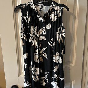 Black Floral Maternity Top Size Large White Mark Brand